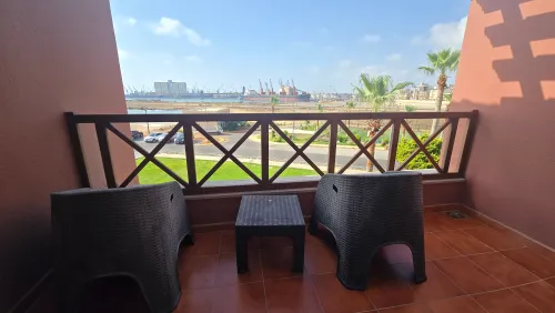 deluxe-room-back-view-image4