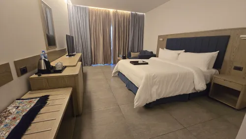 premium-room-back-view-image3